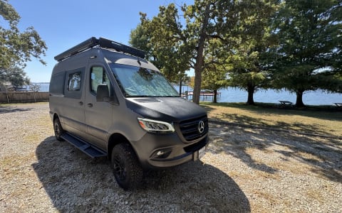 “NEW” 2025 Winnebago Revel 44E 