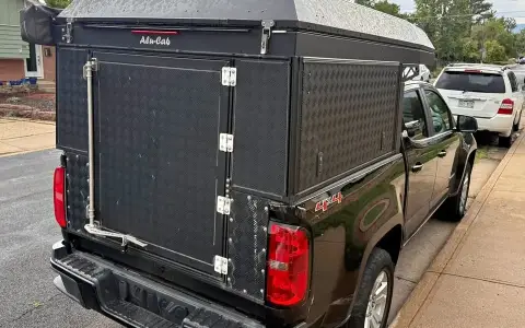 Alucab canopy camper 5’ bed