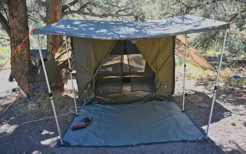 OZ TENT RV4 – Used for $ 950.00 | Verdi, Nevada on BaseCamper