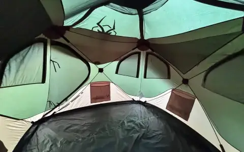 Gazelle T4 Plus Hub Overland Edition — 8-Person