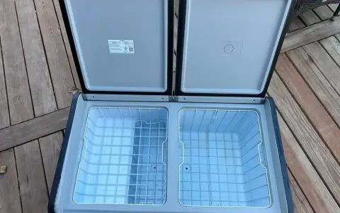 Dometic CFX3 75 Powered Cooler Dual Zone + Slide