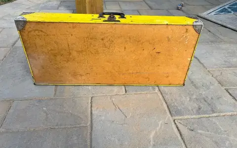 Collapsible table