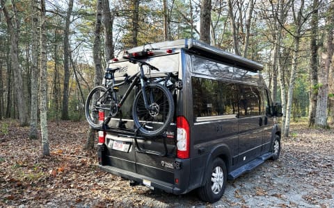 2022 Thor Rize Camper Van