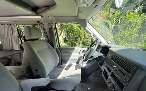 Hanalei VW Camper • Parking, Shower & WiFi