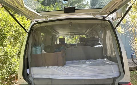 Hanalei VW Camper • Parking, Shower & WiFi