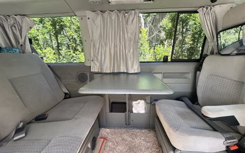 Hanalei VW Camper • Parking, Shower & WiFi