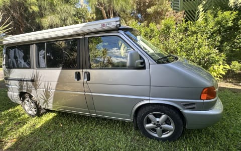 Hanalei VW Camper • Parking, Shower & WiFi