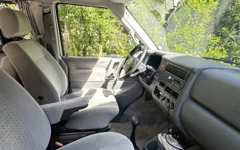 Hanalei VW Camper • Parking, Shower & WiFi