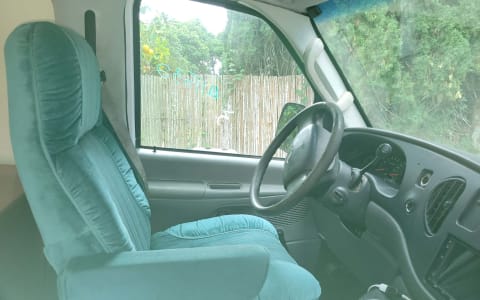 Daisy- The Happy Camper Van