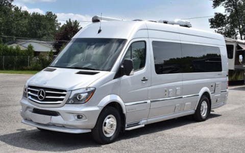 Airstream Interstate Mercedes-Benz – Luxury Class 